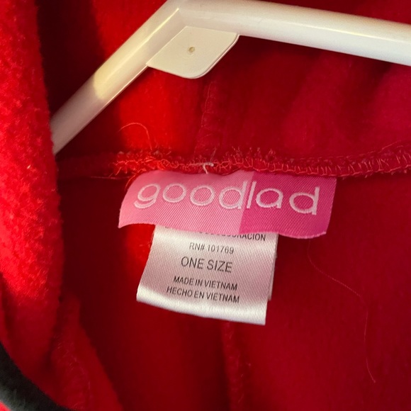 Scotty Dog Fleece Poncho - Picture 6 of 9